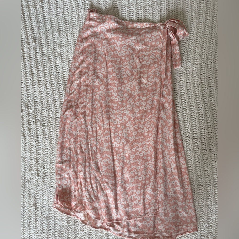 pink and white flower wrap skirt
